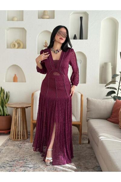 Opera Fashion Burgundy lace dress with a sophisticated, feminine cut