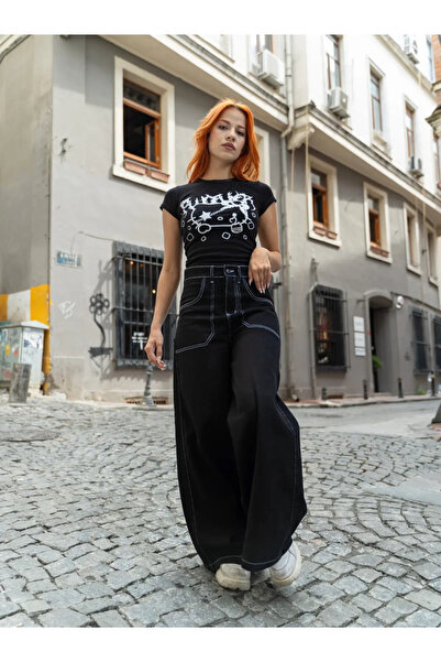 Weekeep Graphic Detail Oversized Unisex Jeans