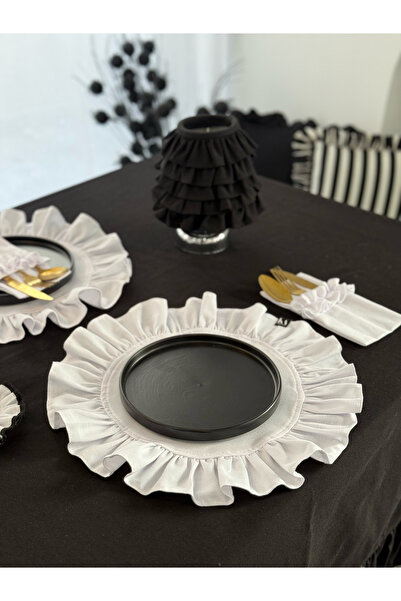 KaiAtelier Set de 6 farfurii rotunde din in alb marfet, cu volane, pentru servire americană