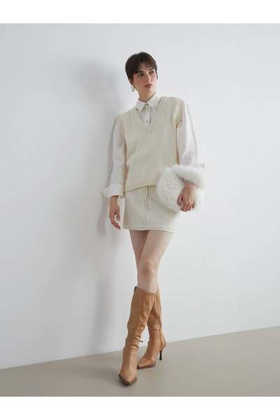 LC Waikiki LCW Vision Ekru V Yaka Kadın Triko Süveter