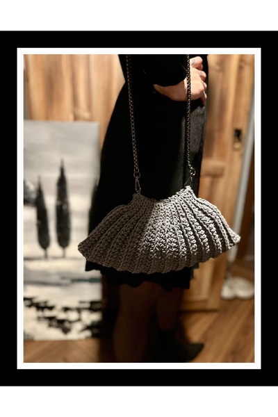 Mimoza Accessories Gray Bag with Chain