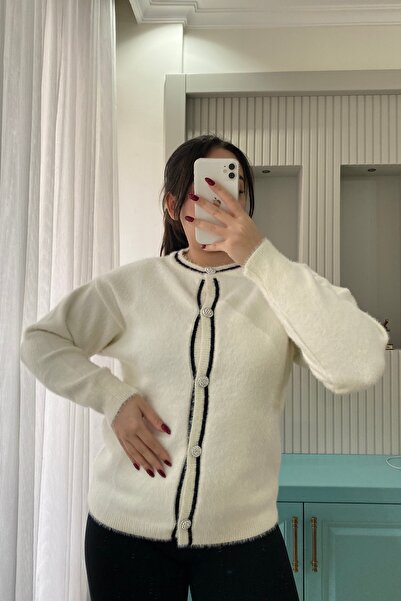 Auroveen Oversized Pearl Button Contrast B Piped Knitwear Jacket Av2445