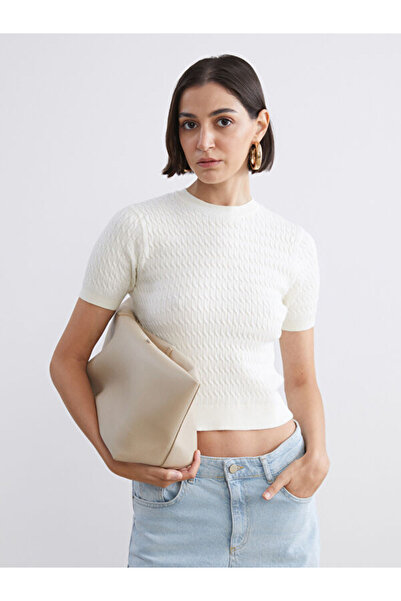 LC Waikiki طاقم الرقبة سترة تريكو المرأة منقوشة الذاتي