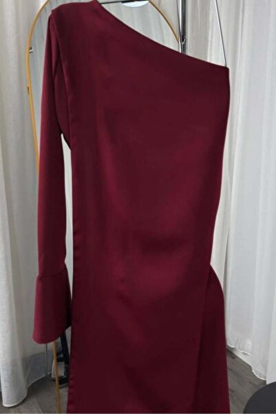 leon style فستان سهرة مميز عودي