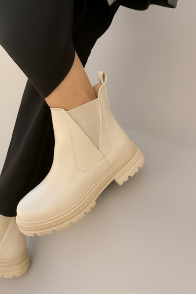 Trendlov Cizme cu talpă groasă și elastică, cu design triunghiular