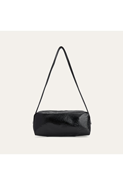 Mudo Baguette Handbag with Crinkled Leather Look