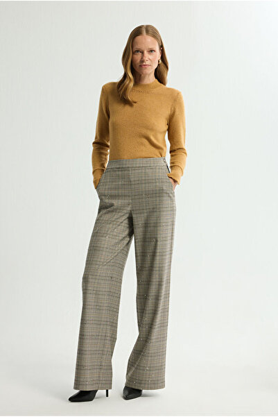 Love My Body Pileli Geniş Paça Pantolon