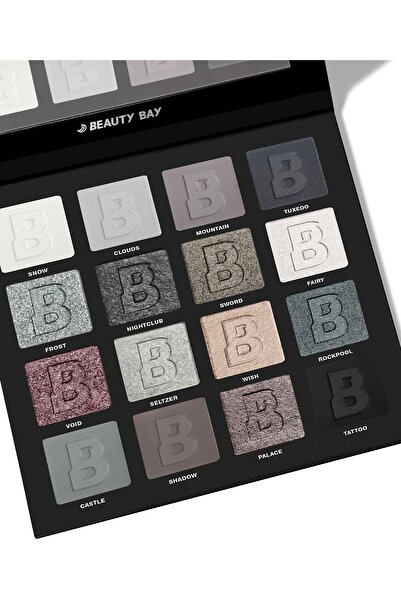 Beauty Bay Beauty Bay 16-Color Eyeshadow Palette - Smoky