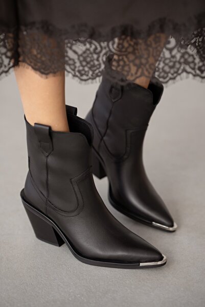 selin shoes Veona Genuine Leather Pointed Toe Women's Boots with Accessory Detail - Black