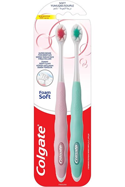 Colgate فرشاة أسنان إسفنجية ناعمة بشعيرات ناعمة - عبوة من قطعتين