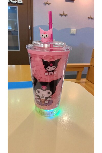 FAMEMUS ACCESSORY Kuromi Pink Color Light-Up Cup with Straw Water Bottle