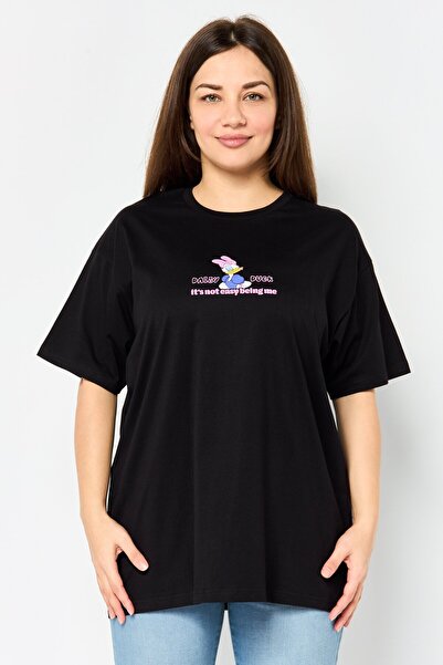 Disney تي شيرت نسائي بأكمام قصيرة ورقبة دائرية ميكي وأصدقائه، أسود