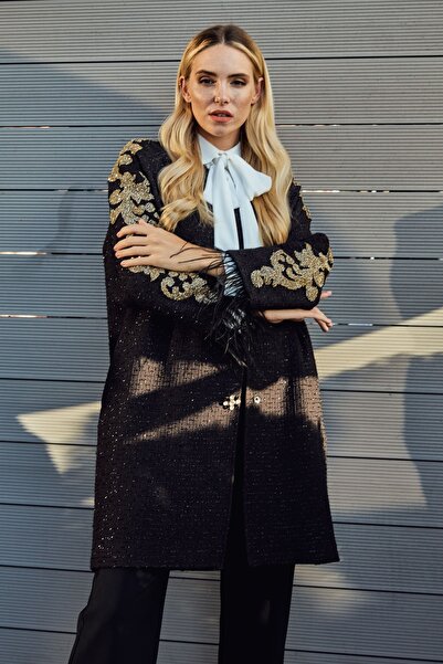 SERPİL Kadın Kap - Tüy Detaylı - Uzun Kollu - Taşlı Düğmeli - Modern ve Şık