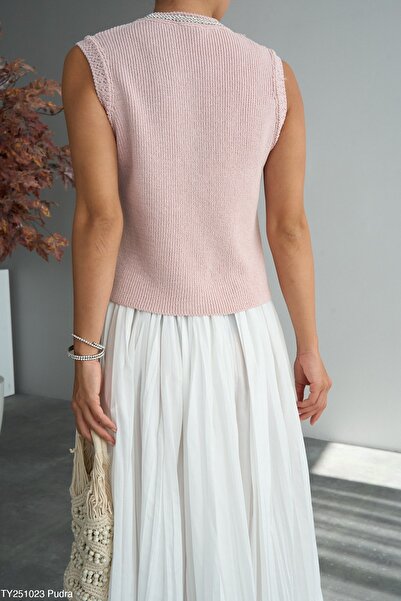 BZ BUTİK Powder Vest with Stone Collar and Button Details