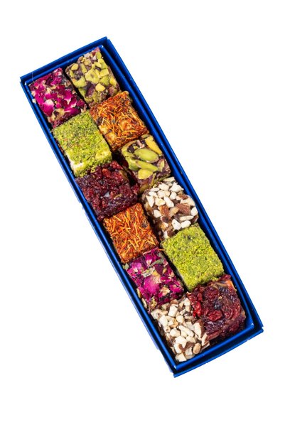 Paşa Dairesi Special Turkish Delight Varieties, with Pistachios, with Saffron Coating, with Roses, with Zereşki Grapes, Etc.
