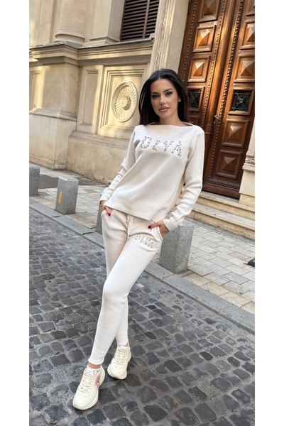 Pretty Warm knit tracksuit