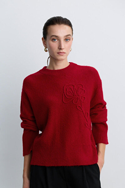 BE BLUE Red Flower Detailled Knitwear Sweater