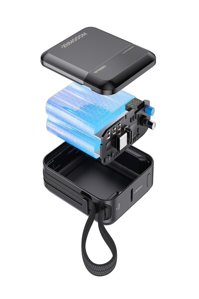 MOOGMAX 10000mAh power bank in a very compact size. Portable charger with two Type-C ports. Fast charging portable battery.