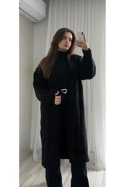 Sara Deluxe Women's Long Cardigan