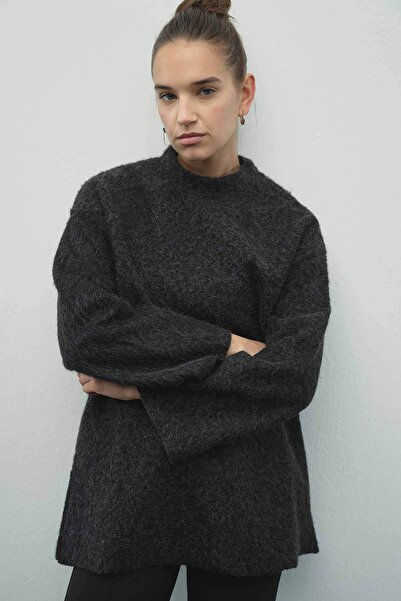 Hooopstore Melange Textured Black Sweater