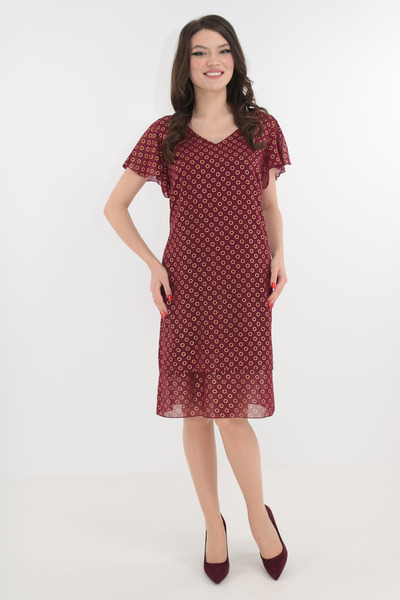 Trend Land Elegant burgundy dress with overlapping veils and gold hoops