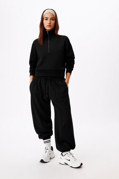 HAKKE Φούτερ με τρία κλωστά, όρθιο γιακά και φερμουάρ