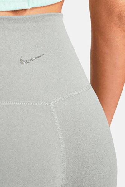Nike Tight Fit High Rise 7/8 Leggings with Inner Pocket High Waisted Shaping / Sculpting Leggings Gray