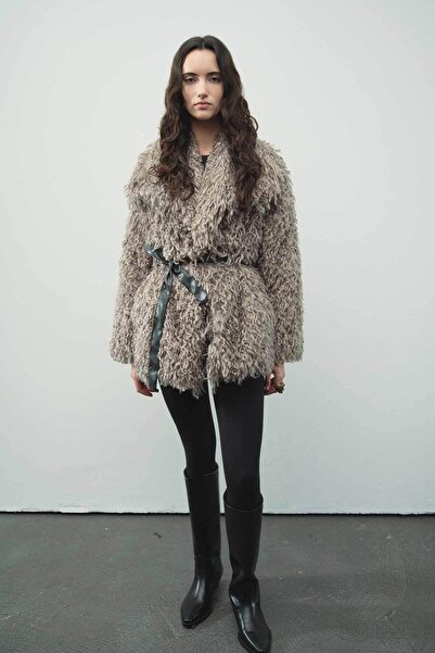 Hooopstore Μπουφάν από τεχνητή γούνα βιζόν με δερμάτινη ζώνη