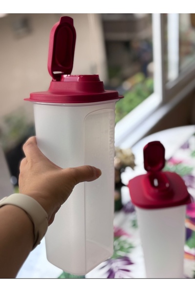 Tupperware 2 Lt 2 Multi-Purpose Pitchers.
