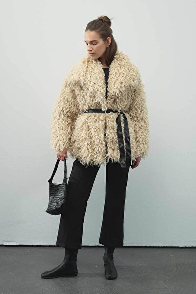 Hooopstore Faux Fur Cream Coat with Leather Belt Detail