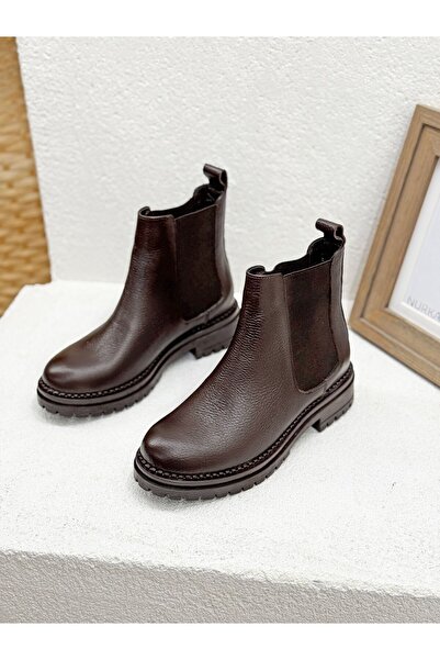 NUR KARACA 26K440 أحذية من الجلد الطبيعي مع نعل مطاطي