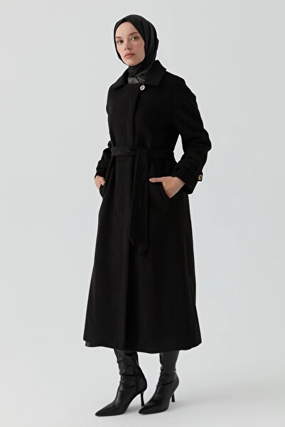 Tuğba Kol Bant Detaylı Manto - Siyah