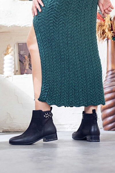 Adım Adım Women's Genuine Leather Short Heeled Boots