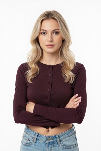 Ferte Women's Buttoned Crop Bodysuit