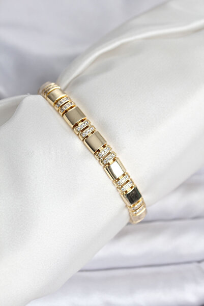 Clariss Brass Gold Color Zircon Stone Women's Bracelet