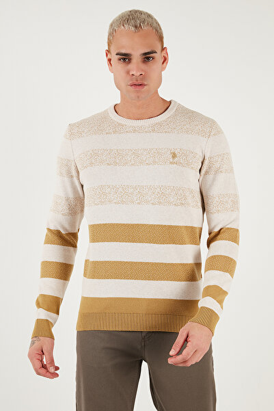 U.S. Polo Assn. سترة رجالية من U.S. Polo مصنوعة من القطن بقصة عادية وياقة دائ...