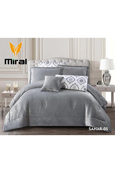 SNOOZYL Single and twin winter bedspreads are characterized by their exceptional softness and indescribable comfort.