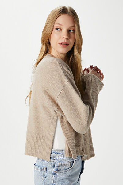 Ritnice Women's Keep Yan Slit Soft Textured Mink Basic Knitwear Cardigan 70145