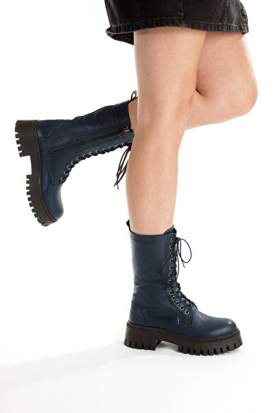 LUNA SHOES Hakiki Deri Lacivert Uzun Bağcıklı Kalın Taban Kadın Bot – Şık ve Dayanıklı Kış Modası