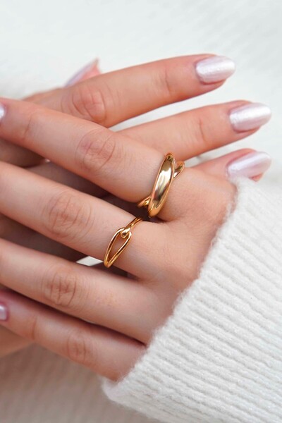 TREND COLLECTİON Altın Renk Bombeli ve Zincir Halkalı 2'li Kadın Yüzük Seti