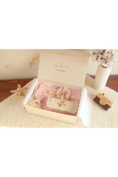 Uniq Baby Pembe Çiçek Desenli %100 Pamuk 8 Parça Kız Bebek Hediye Kutusu – Pi...