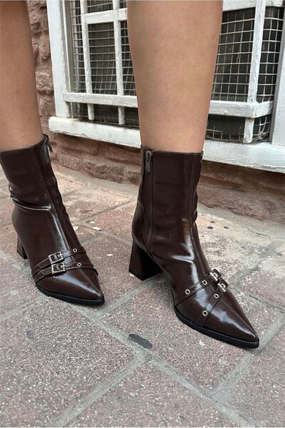 leopar by çetinay Clv906 |   Women's Brown Leather Buckle Detailed Pointed Toe Premium Heeled Boots – Elegant & Zippered Design