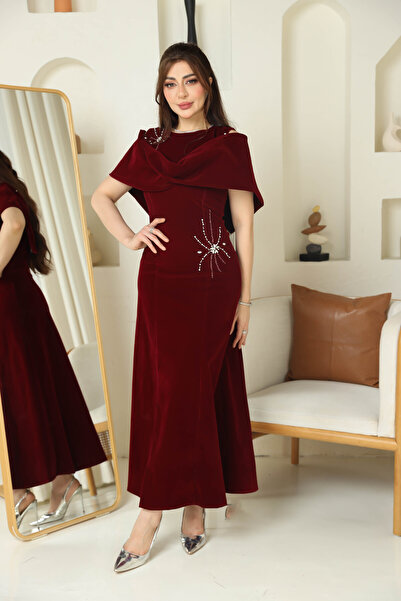 Nice Model Burgundy Velvet Evening Gown with Crystal Embellishments Draped Collar Maxi Dress