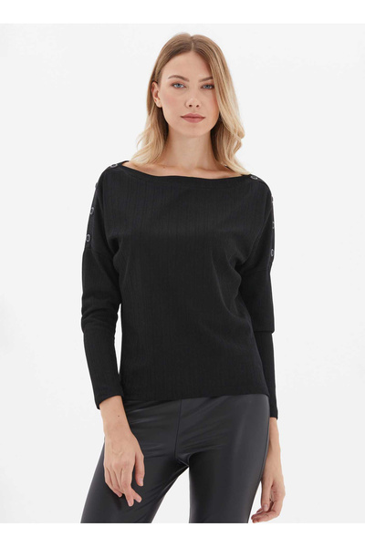 Selen Yuvarlak Yaka Çizgili Siyah Kadın Bluz 25KSL8259