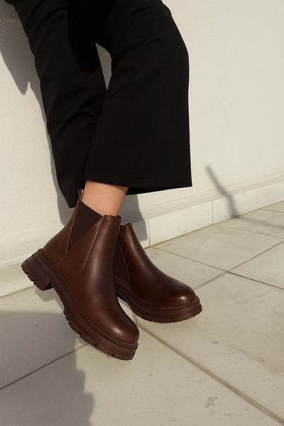 Trendlov Üçgen Lastikli Kalın Taban Postal Bot