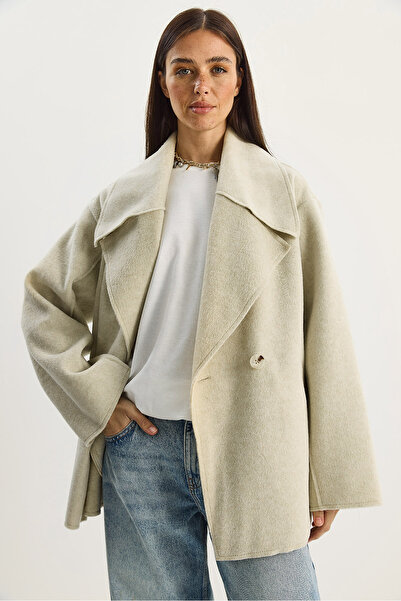 Bianco Lucci Women's Wide Collar Pocket Detailed Oversize Cashmere Coat 38183 60283785