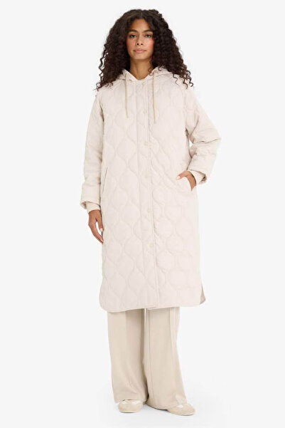 DeFacto Regular Fit Hooded Snap Pocket Quilted Ecru Women's Parka F4143Ax/Er128