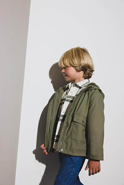 DeFacto Waterproof Khaki Baby Boy Coat with Hooded Snap Fasteners and Functional Pockets E8248A5/Kh202