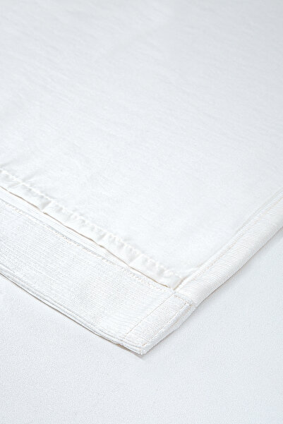 Premier Home Rayna Velvet Curtain White 120X210