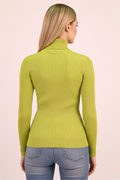 armonika Women's Oil Green Turtleneck One Shoulder Low-Cut Knitwear Sweater Arm-26K136067